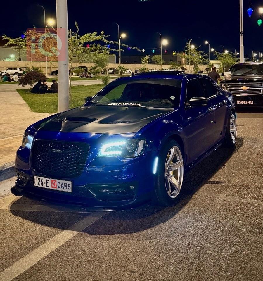 كرايسلر 300